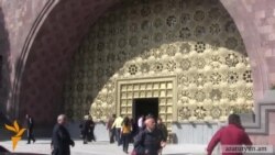 Ереванский Крытый рынок вновь открыт
