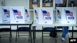 АКШ -- Алдын ала добуш берүүнүн акыркы күнү. Огайо, 5-ноябрь, 2012.