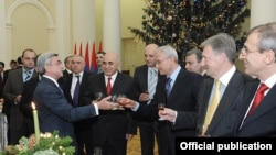 Նախագահ Սերժ Սարգսյանը ընդունելություն է կազմակերպել հայաստանցի գործարարների համար, արխիվ: