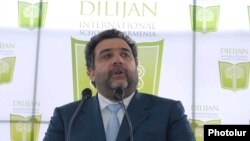 Armenia - Russian-Armenian tycoon Ruben Vardanian speaks at the launch of the construction of an international school in Dilijan in April 2010.