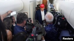 گفت‌وگوی دونالد ترامپ با خبرنگاران در هواپیمای ویژۀ ریاست‌جمهوری، بامداد ۱۴ تیر