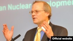 مارک فیتزپاتریک مدیر برنامه خلع سلاح در انستیتوی بین‌المللی مطالعات استراتژیک در لندن