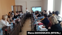 Встречу открыла Уполномоченная по правам человека Асида Шакрыл