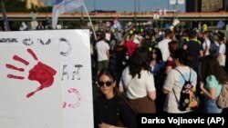 Në Beograd, për tri orë, janë bllokuar dy urat më të ngarkuara të qytetit, më 1 qershor 2025. 