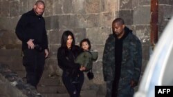 Кардашяны в Гюмри, 9 апреля 2015 г.