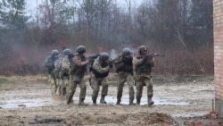 Воєнний стан і готовність ЗСУ. Муженко підбиває підсумки – відео