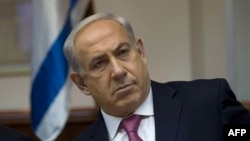 بنیامین نتانیاهو، نخست وزیر اسرائیل می‌گوید، تصویب طرح بستن شیر صادرات نفت ایران «پیام روشن و مهمی» به رژیم ایران می‌دهد.