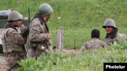 Nagorno-Karabakh - Armenian soldiers at an artillery position in southeastern Karabakh, 5Apr2016.