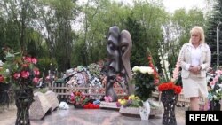 Помнік Аляксандру Патупу.