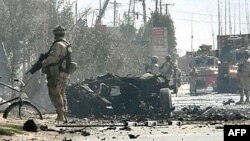 تلفات نيروهای نظامی خارجی در افغانستان در ماه گذشته ميلادی بيشتر از تلفات نيروهای تحت امر خارجی در عراق بود..
(عکس از AFP )