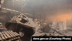 Сили РФ завдали ударів по критичній інфраструктурі Чернігова, залишивши без електропостачання близько 30 тисяч абонентів. Атаки спричинили проблеми з водопостачанням