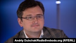 «Бухарест, Варшава й Анкара заснували цей тристоронній формат у 2012 році на саміті Альянсу в Чикаго. Сьогодні вони вперше запросили гостей – Україну та Грузію – взяти участь у їхній зустрічі», – повідомив голова МЗС