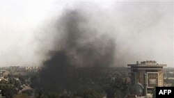 همزمان با انفجار بغداد، شهر سامره در شمال بغداد هم شاهد انفجارهای مشابهی بود.