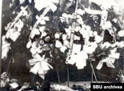 Вінки і стрічки, 1973 рік