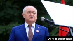 Өмүрбек Текебаев.