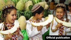 Çagalar gawun baýramçylygynda, Türkmenistan 
