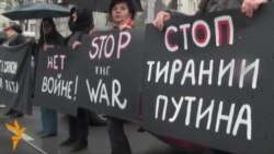 «Світ у відео»: У Сербії на протест проти воєнних дій Росії в Україні вийшли «Жінки в чорному»