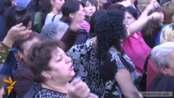 Փակ շուկայի մոտ կրկին հակընդդեմ ցույցեր անցկացվեցին 