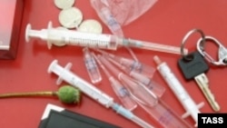 سازمان ملل تعداد معتادان را حدود ۶ ميليون نفر و يا تقريبا ۱۰ در صد جمعيت ايران می داند.