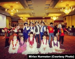 Дети кыргызстанцев, которые учатся на курсах