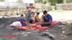 «Иногда и ребра ломаются». Ребенок с заболеванием суставов нуждается в помощи