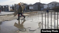 Большинство трудовых мигрантов, приехавших в Южную Осетию, заняты на строительных работах, куда неохотно идут местные жители