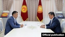 Садыр Жапаров жана Сооронбай Жээнбеков. 2020-жыл 13-октябрь. 