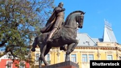 Пам'ятник королю Данилу Галицькому, засновникові Львова й меценату