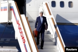 Державний секретар США Джон Керрі після прибуття до Москви. 23 березня 2016 року