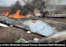 Рэшткі расейскага самалёта СУ-35 ля Харкава, 3 красавіка