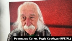 Український художник Іван Марчук під час інтерв’ю Радіо Свобода. Відень, травень 2025 року