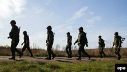 Боевики группировки «ДНР» покидают свои позиции возле Петровского. 7 октября 2016 года