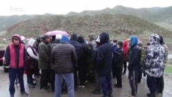 Нарында жайыт талаштын айынан жол буулду