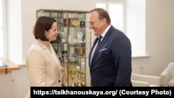 Лідерка білоруської опозиції Світлана Тихановська та міністр внутрішніх справ Литви Владислав Кондратович, Вільнюс, 8 липня 2025 року