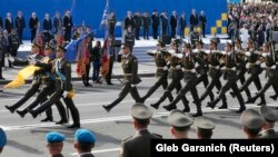 Парад у Кіеве, ілюстрацыйнае фота