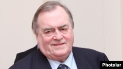 Armenia - John Prescott, a Council of Europe Parliamentary Assembly co-rapporteur on Armenia, visits Yerevan, 16Jan2012.