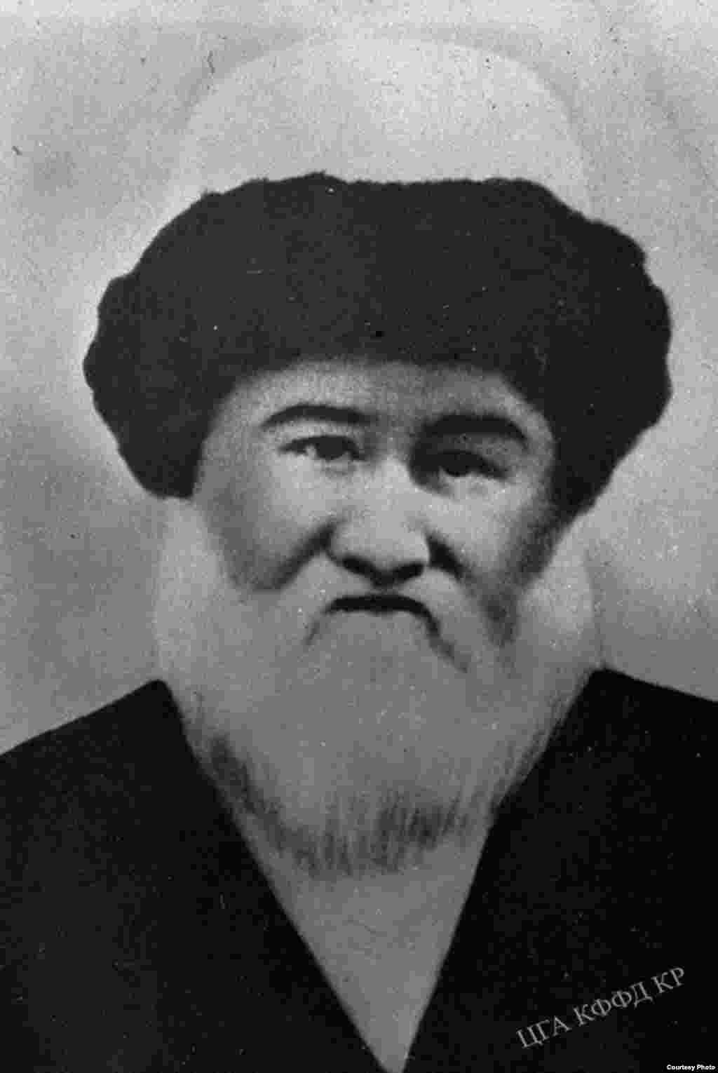 Көкүмбай манап. Жумгал өрөөнү, Курманкожо айылы. 1920-жыл