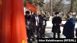 Лидер партии «Коммунисты России» стал первопроходцем: до Максима Сурайкина с югоосетинским электоратом никто из кандидатов в президенты России никогда не общался