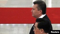 Голова КНР Ху Цзіньтао і Президент України Вiктор Янукович