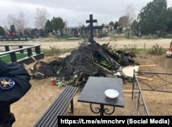 Могилу погибшего российского военкора Александра Федорчака в Нижнегорском района сожгли неизвестные, 31 марта 2025 года