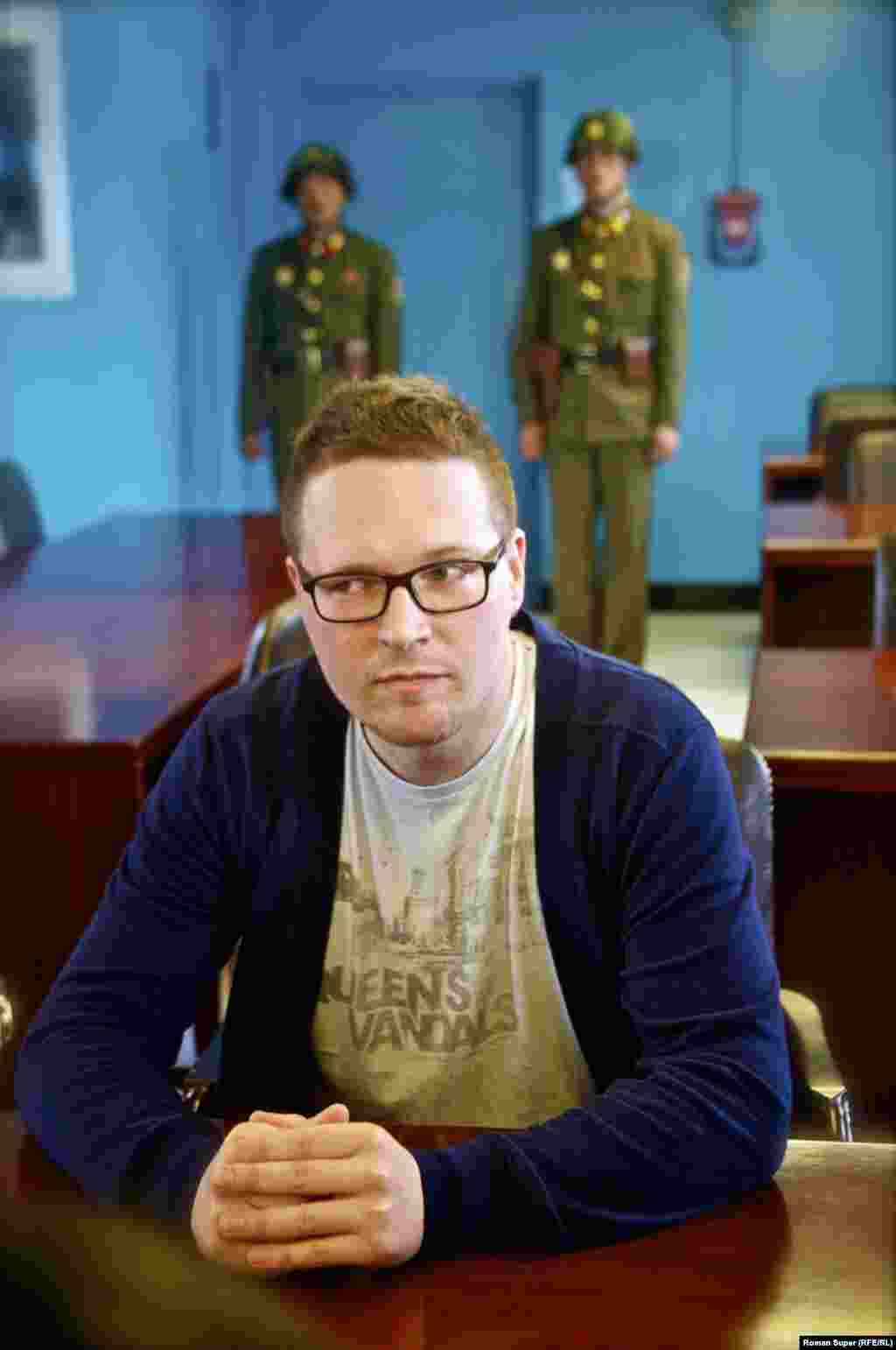 Таварыш Супэр. За сьпінай эпоха Сонгун, як яна ёсьць