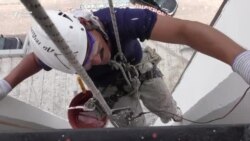 Рашид аз қуллаи Карл Маркс фаромад ва ба хонасозӣ гузашт