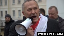 Мікалай Салянік на акцыі супраць паглыбленай інтэграцыі з Расеяй у Горадні, 15 сьнежня