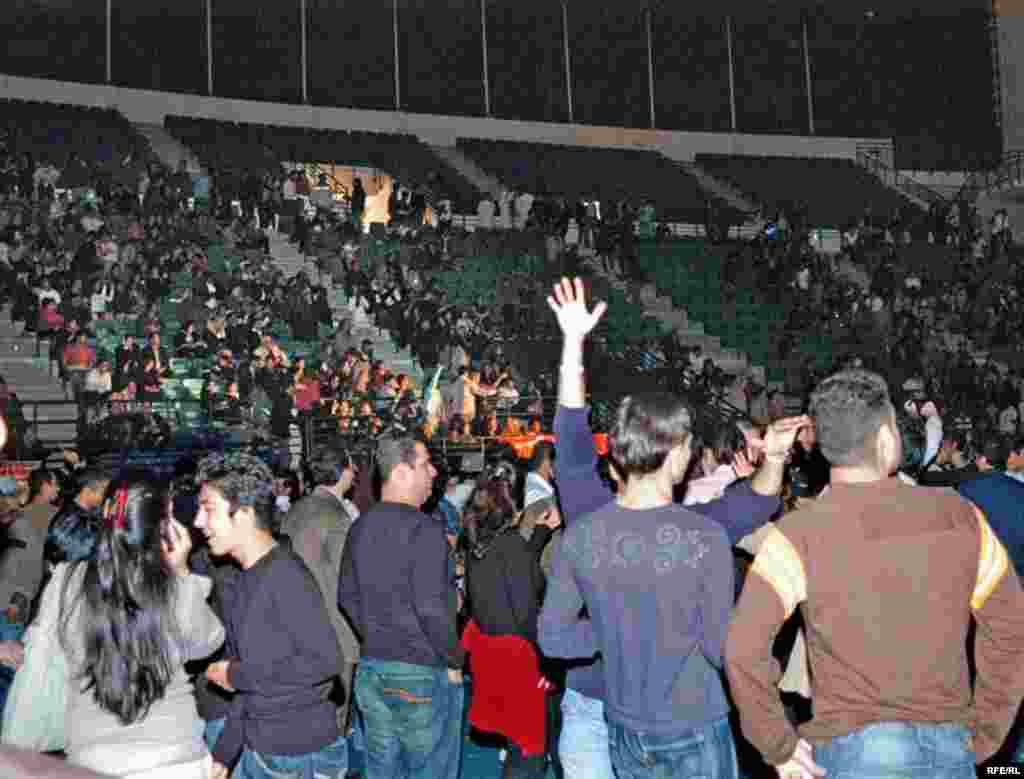 کنسرت در سالن باشگاه هوانوردی دبی برگزار شد