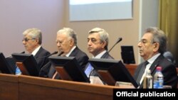 Фотография - пресс-служба президента Армении