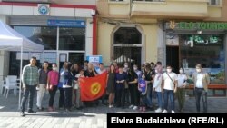 Түркиядагы кыргызстандыктар Стамбулдагы башкы консулдукта. 4-октябрь, 2020-жыл.