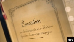 Оригінал документа першої Женевської конвенції стосовно поранених вояків, що був підписаний у 1864 році