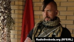 Співак Василь Сліпак, соліст Паризької опери, який воював у складі ДУК «Правий сектор», загинув 29 червня 2016 року в бою на Донеччині від кулі снайпера