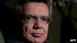 توماس د مزی‌یِر، وزیر دفاع آلمان