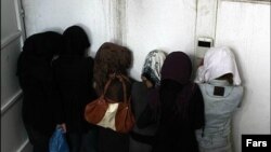 دختران جوان دستگیرشده در میهمانی